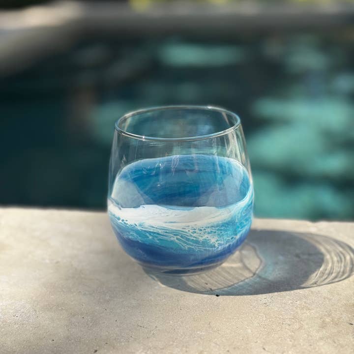 Artful Nests - Wholesale Wine Glass - Red Wine Stemless Glass with Resin - Beach Glassware 2