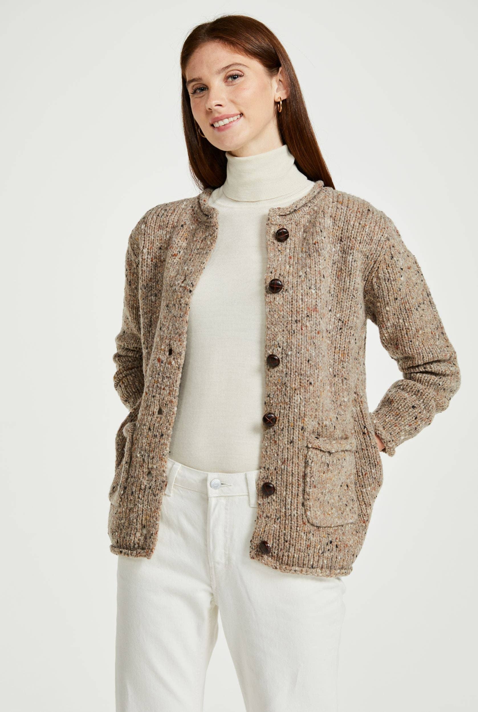Aran Woollen Mills – Großhandel Strickjacke – Damen – Avondale Damen Tweed-Cardigan - Honig1