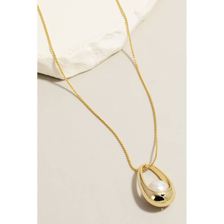 Collier à pendentif en perles métallisées pour la vente par Anarchy Street