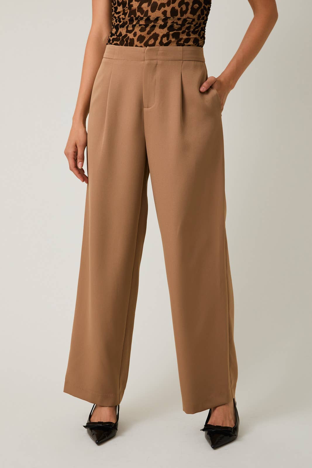 TAUPE PANTALONS DE COSTUME en vente sur Faire6