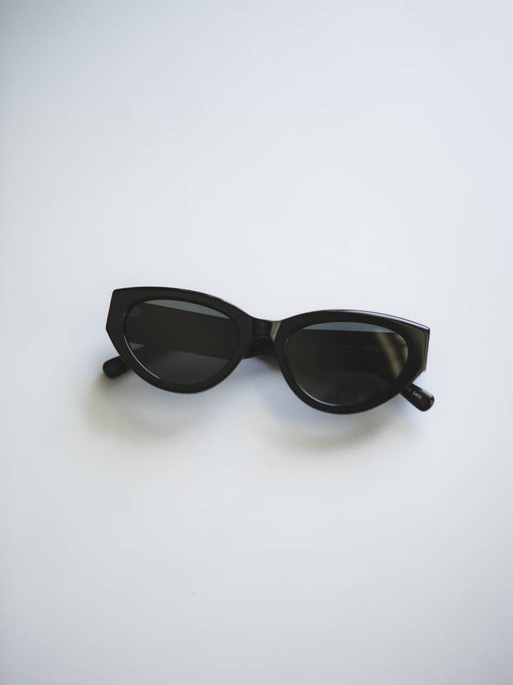 Aubree Sunglasses for wholesale by Aubree Says