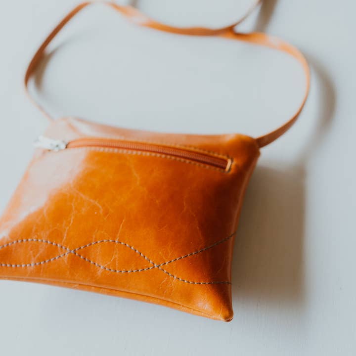 Crystalyn Kae Accessories - Venta al por mayor Bandolera - Mujer - Cha Cha - Bolso Bandolera Pequeño ajusta correa Lavable a Máquina4