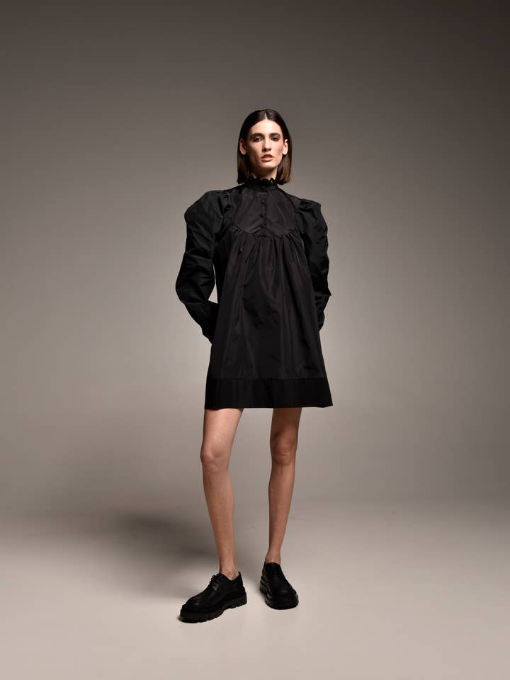 Vestido de manga amplia para venta al por mayor de Giovanna Nicolai