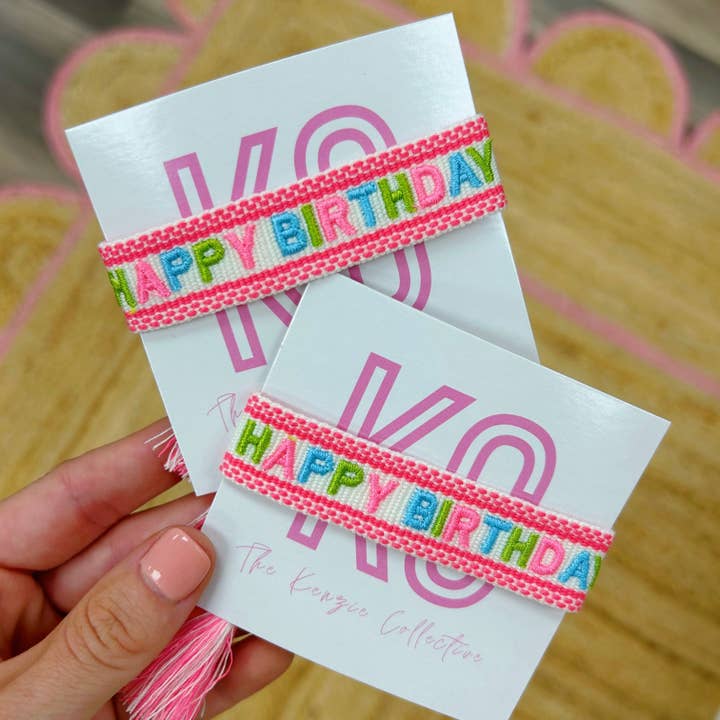 Pulsera de borlas FELIZ CUMPLEAÑOS para venta al por mayor de The Kenzie Collective