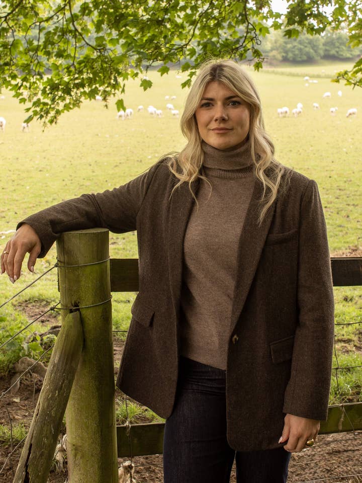 Toni Blazer | Coffee for wholesale by CHALK