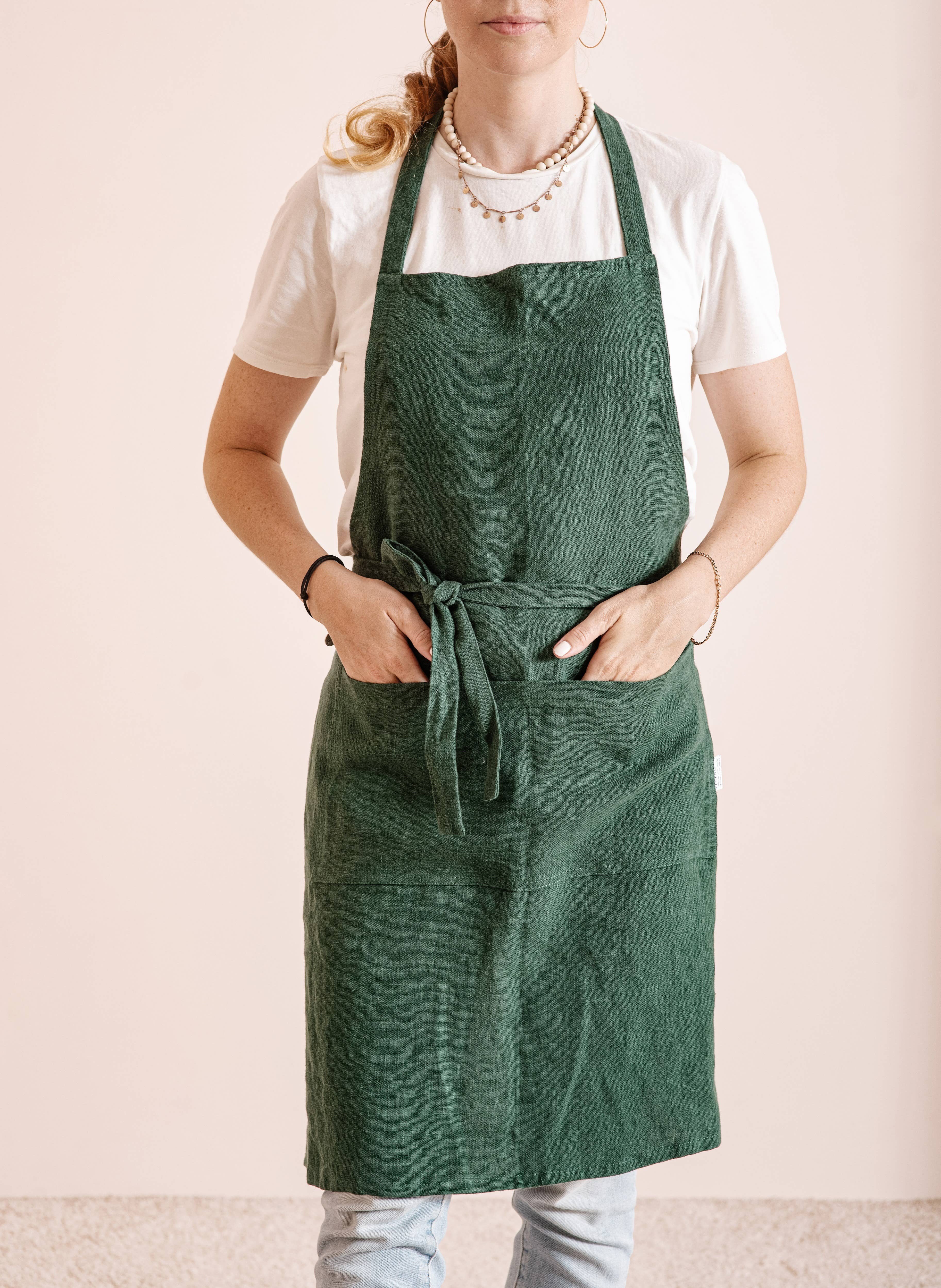 LinenQ - Wholesale Apron - Linen apron with pockets in various colors 19