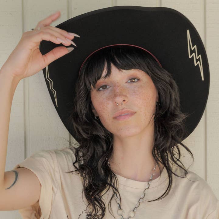 Fleur Couture - Wholesale Cowboy Hat - Women's - The Priscilla