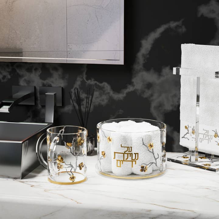 Feldart LLC - Wholesale Towel Holder/Hanger - Golden Branch 'T' Towel Stand1