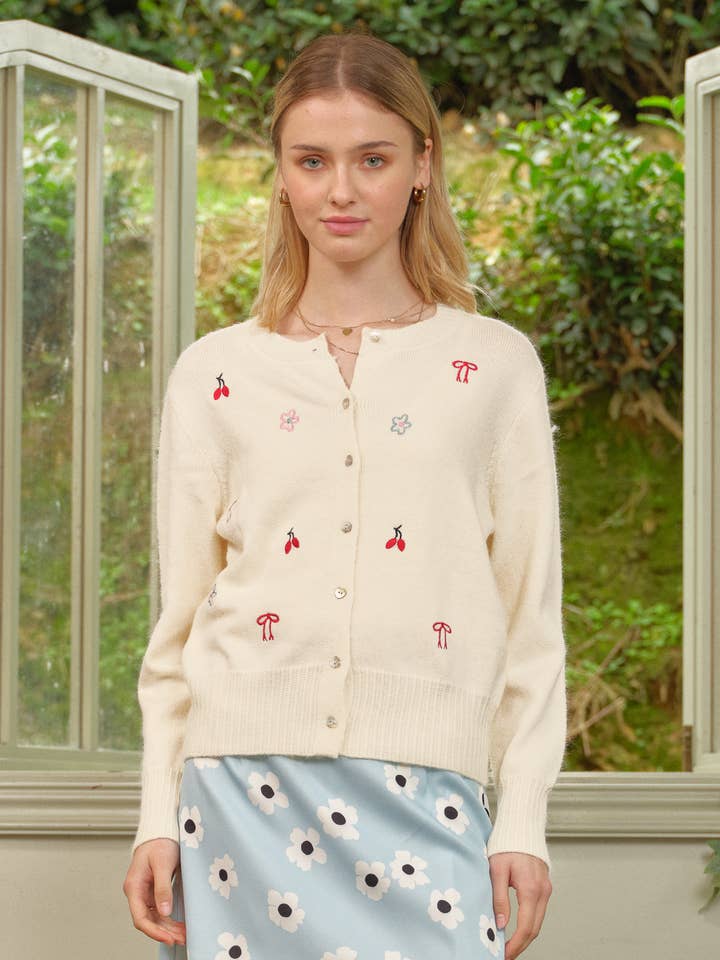 RP2661 - Sött Broderad Stickad Kofta för wholesale av ROSIE POSIE