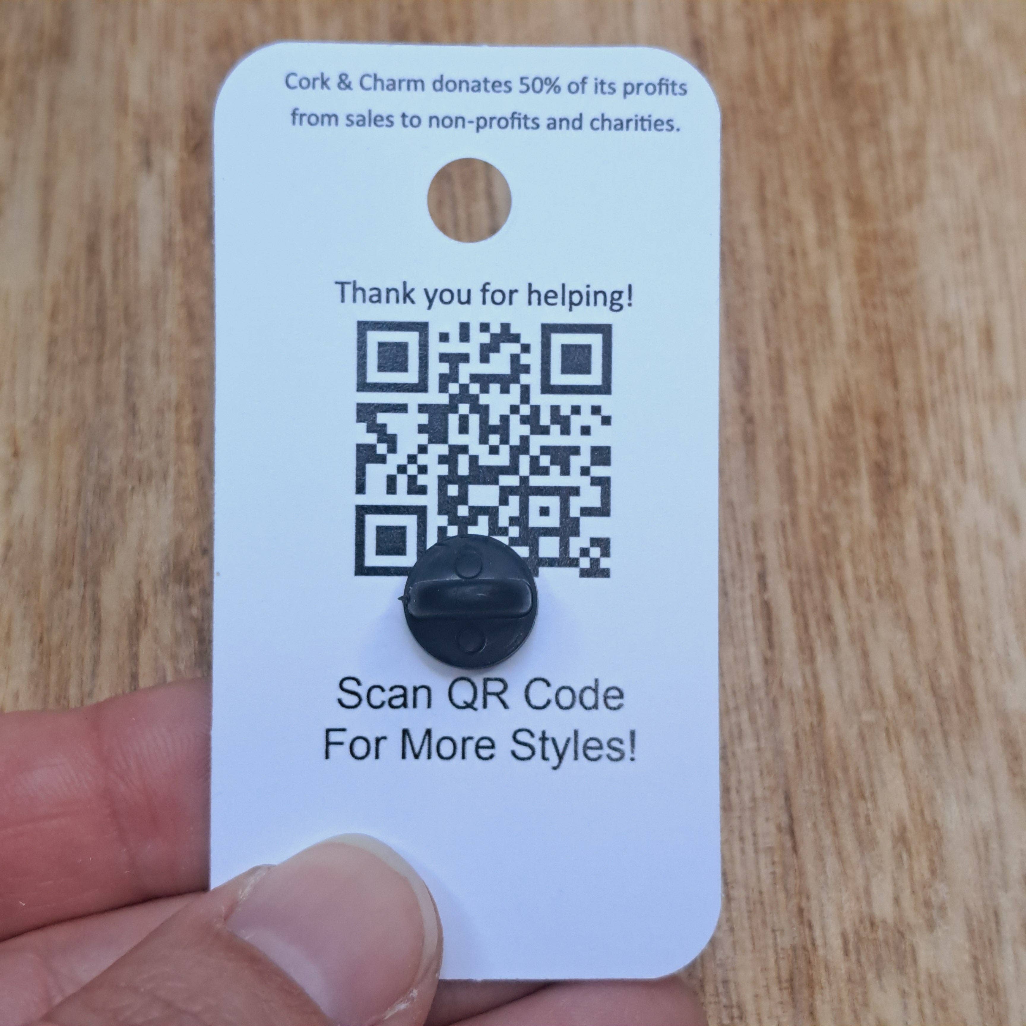 Cork and Charm - Vente Épinglettes/boutons - Épingle en émail Livre certifié rat de bibliothèque2