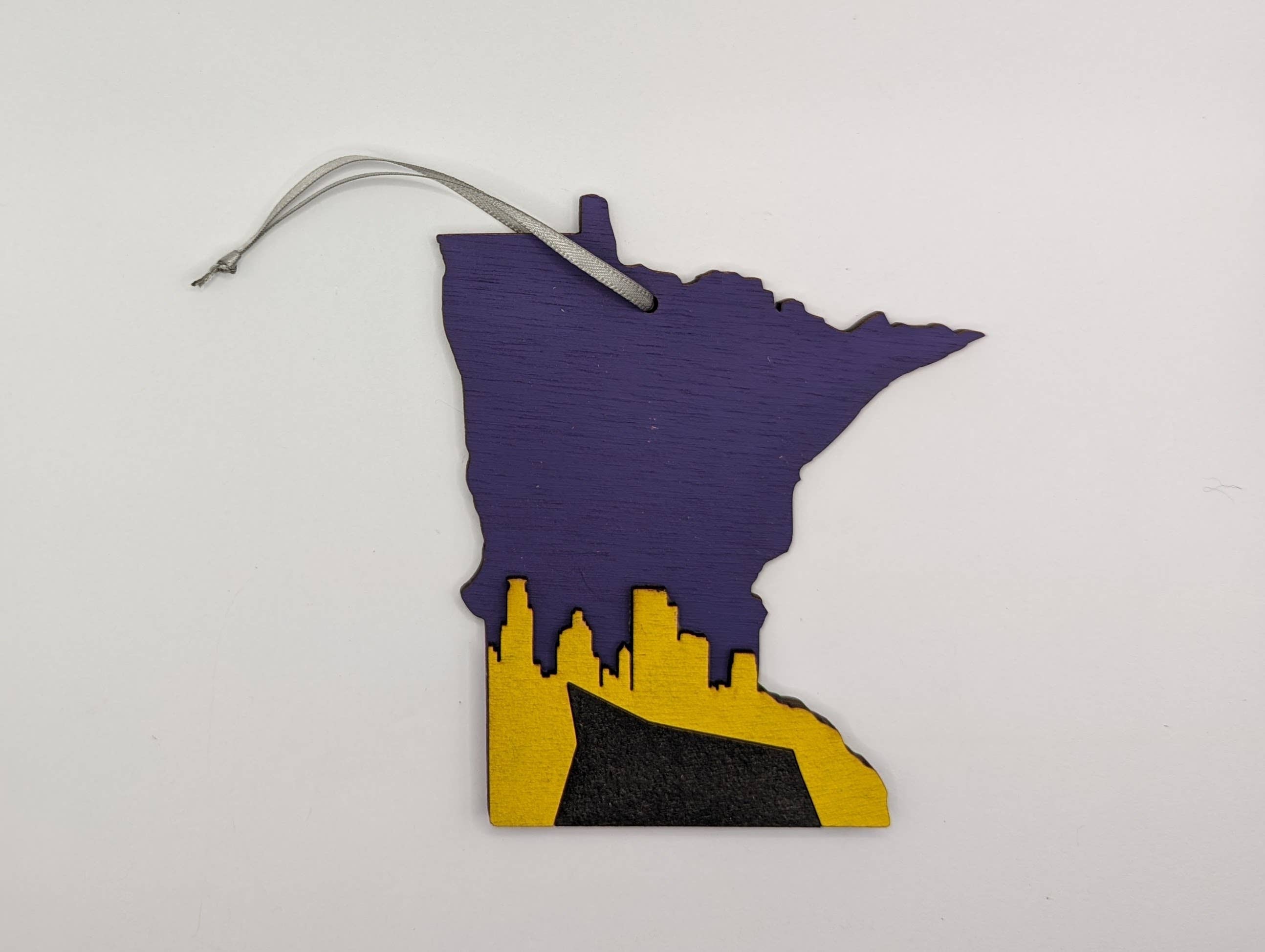 Knit and Nailed - Wholesale Ornament - Minnesota Wood Ornament Art 5" varieties17