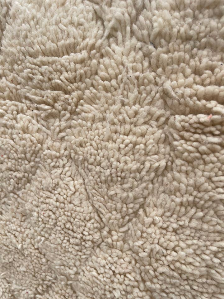 Beni Rug - ganz weiß (3) für den Großhandel von NOMAD BY LIV