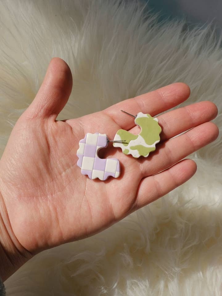 Reversible Chunky Hoops for wholesale by Sumaq