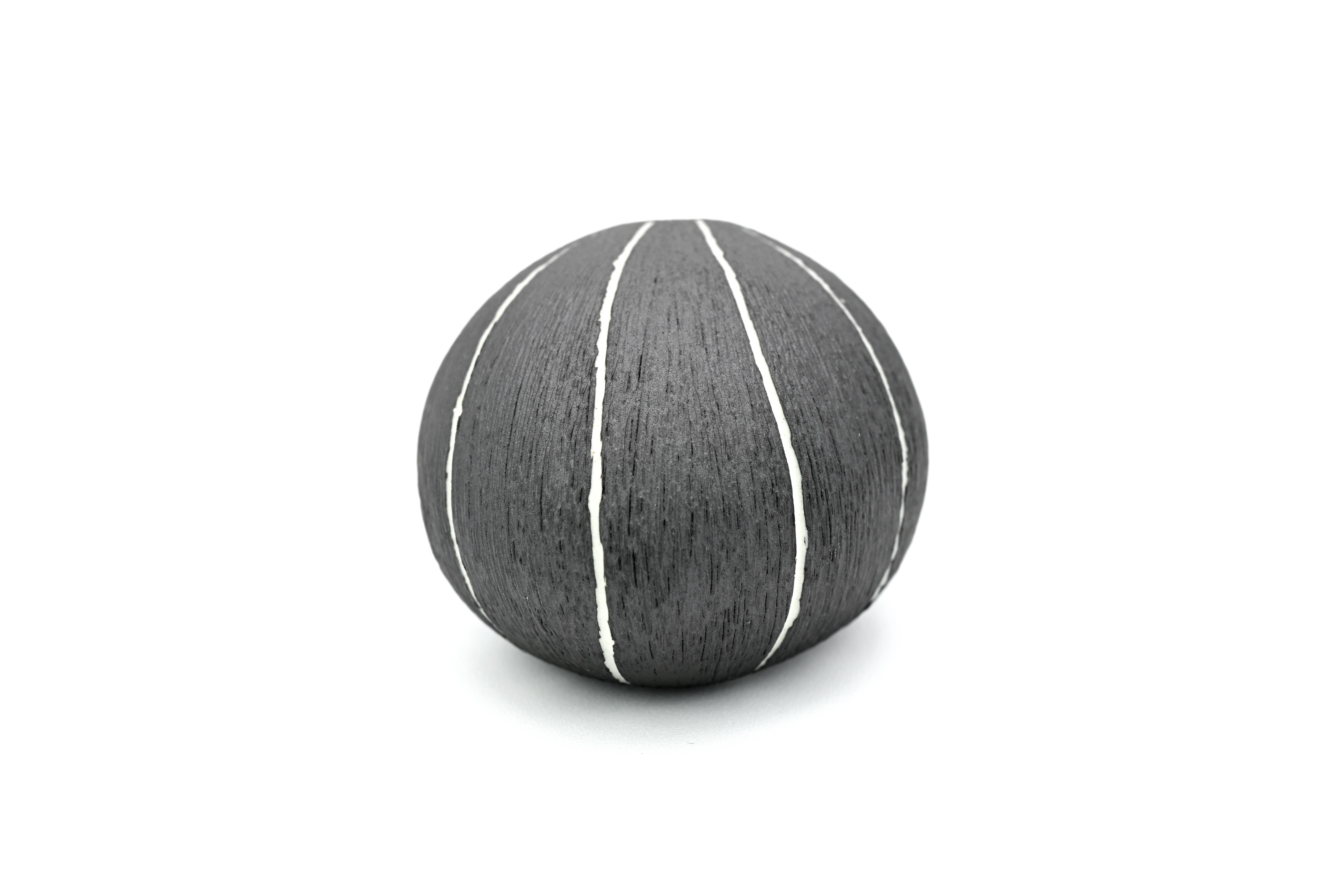 Art Floral Trading LLC – Vaso por atacado – 159BLACK17 PEBBLE MINI S-Vaso de Botão em Porcelana Feito à Mão4