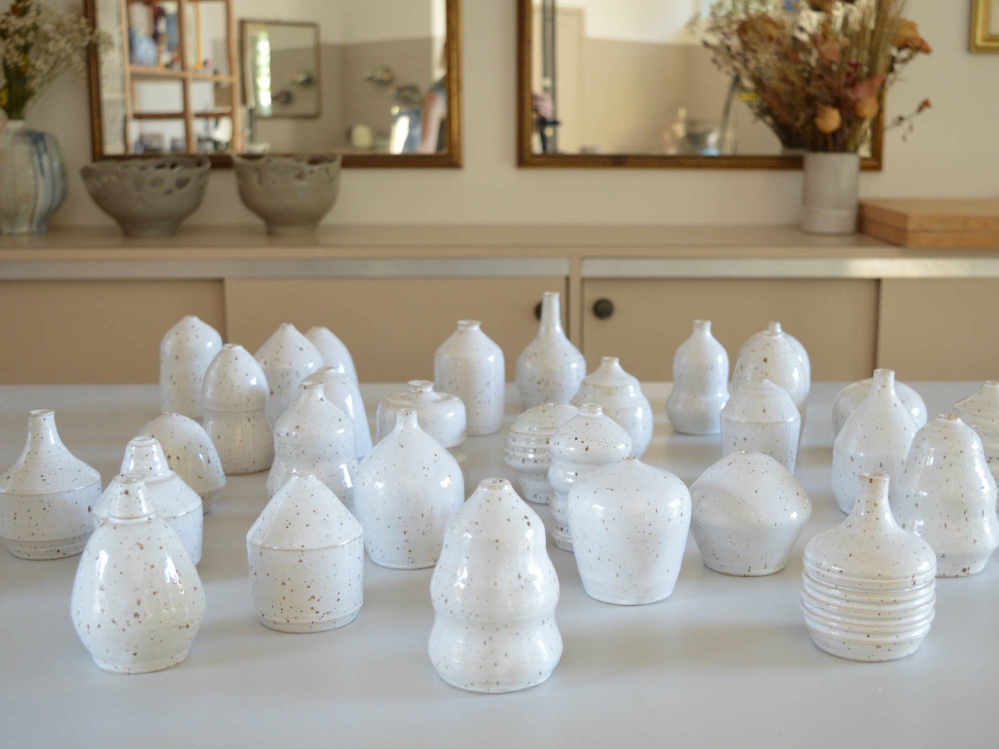 Karolina Bednorz Ceramics - Wholesale Vase - NUDE Ceramic Decorative MAXI Table Vases Handmade in Italy5