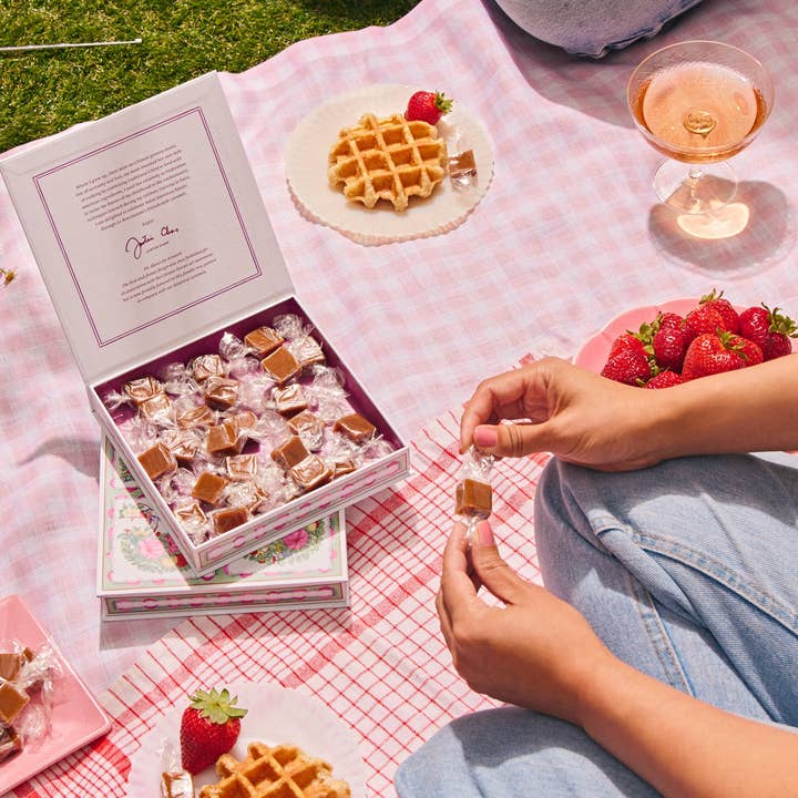 Le Bon Garcon - Caramels - Wholesale Caramel - Strawberry Sakura Caramels, Pink Floral Gift Box, 6oz4