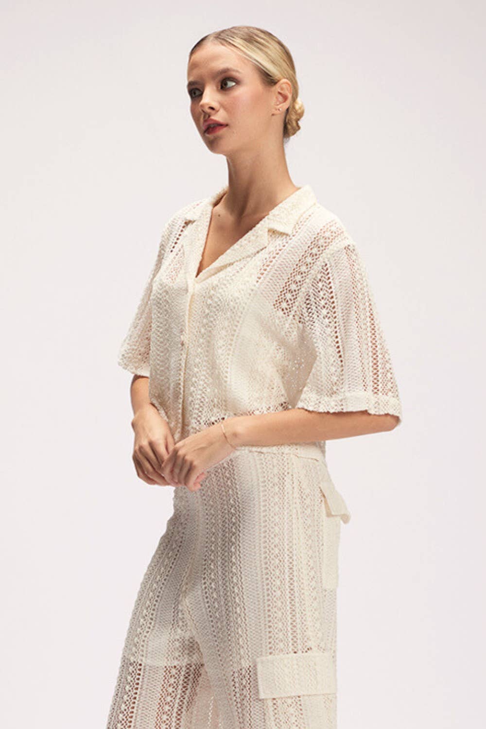 CRÈME Haut court en crochet chic et tendance pour l'été - TI6274FO en vente sur Faire15