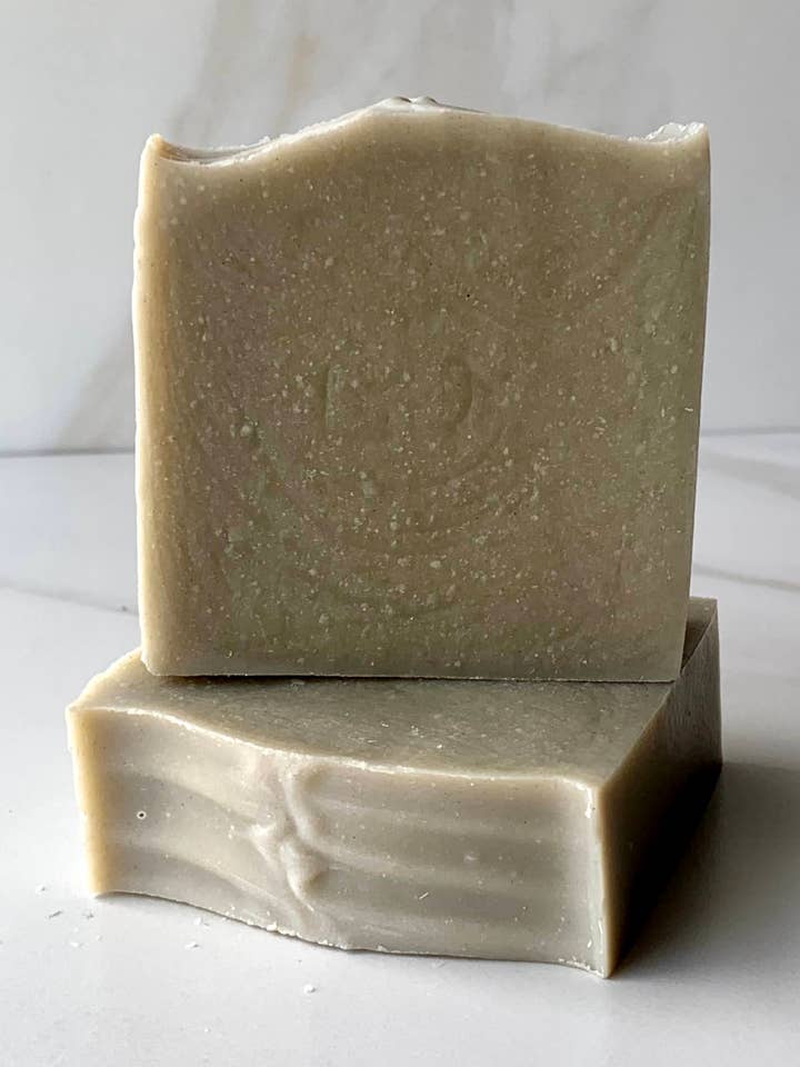 Aloe Lemongrass for wholesale by Revelata LLC