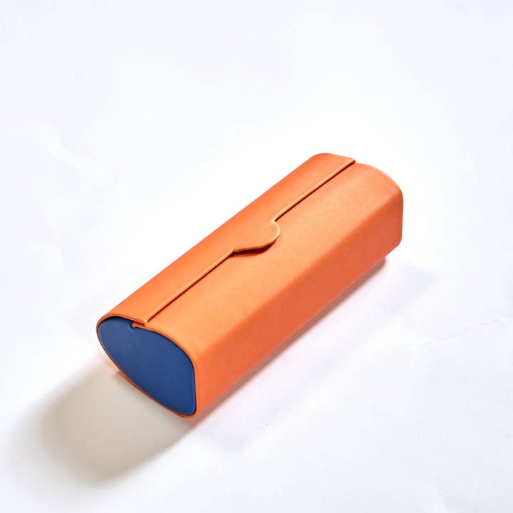 Real Sic - Wholesale Eyewear Cases & Holders - Unisex - Vintage-Inspired Magnetic Vegan Leather Glasses Case: Retro Cylindrical Design for Stylish Eyewear Protection3