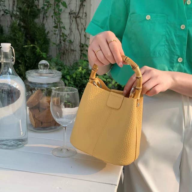 Pretty Persuasions - Wholesale Top Handle Bag - Women's - P23052 Bamboo Top Handle Crossbody Bag w/Cosmetic Pouch
