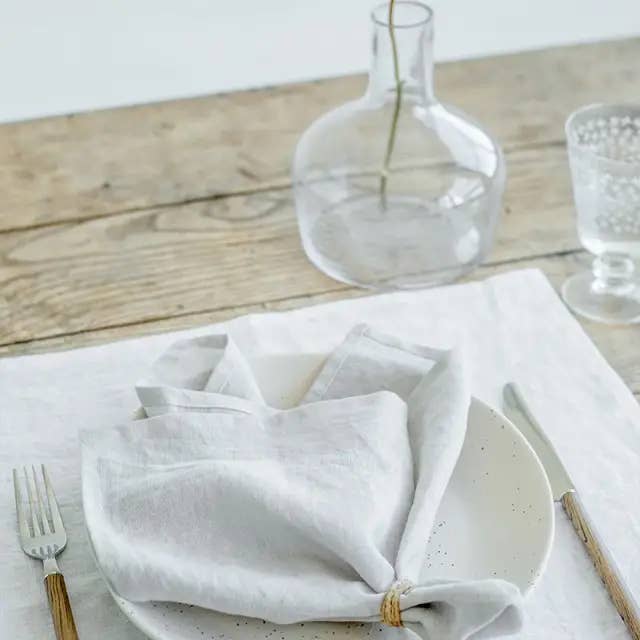 MagicLinen - Wholesale Dinner & Cloth Napkin - Set of 2 linen napkins in bundle of 10 | Table decor