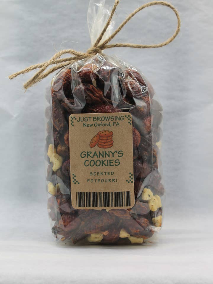Scented Potpourri with Rosehips - Granny's Cookies for wholesale by Just Browsing, LLC