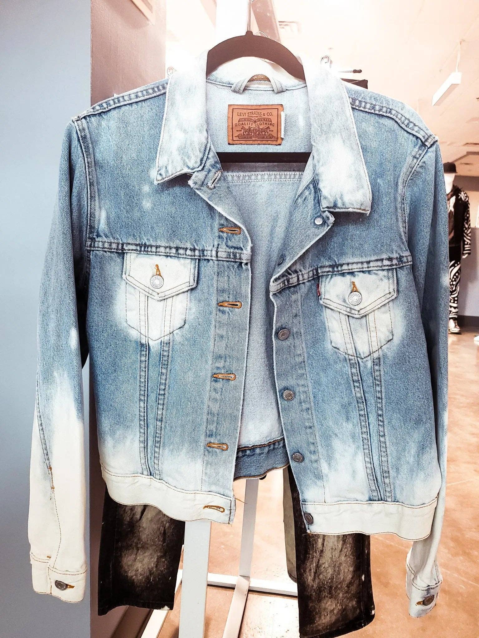 LOKA.HAUS - Wholesale Denim Jacket - Women's - Revived Retro Levi's Jacket5