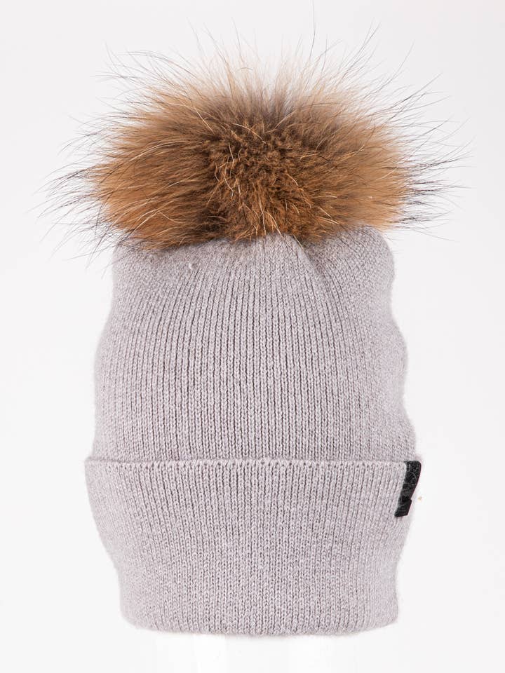Chapeau à pompon amovible en vraie fourrure (mélange de laine douce) pour la vente par S.M.D