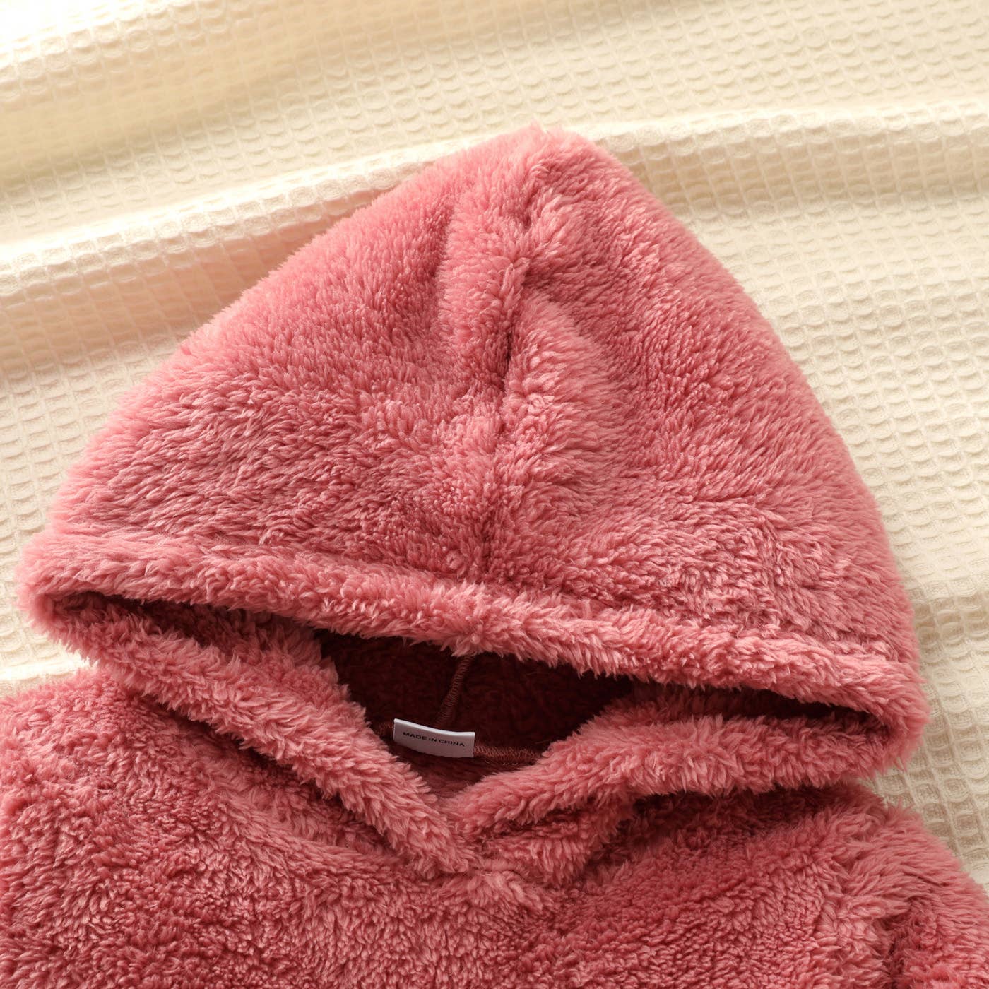 Coral 2-piece Toddler Girl Fuzzy Hoodie Sweatshirt and Pants Set for wholesale on Faire2