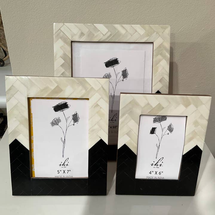 India Handicrafts Inc - Wholesale Picture Frame - LG Chevron Bone Photo Frame
