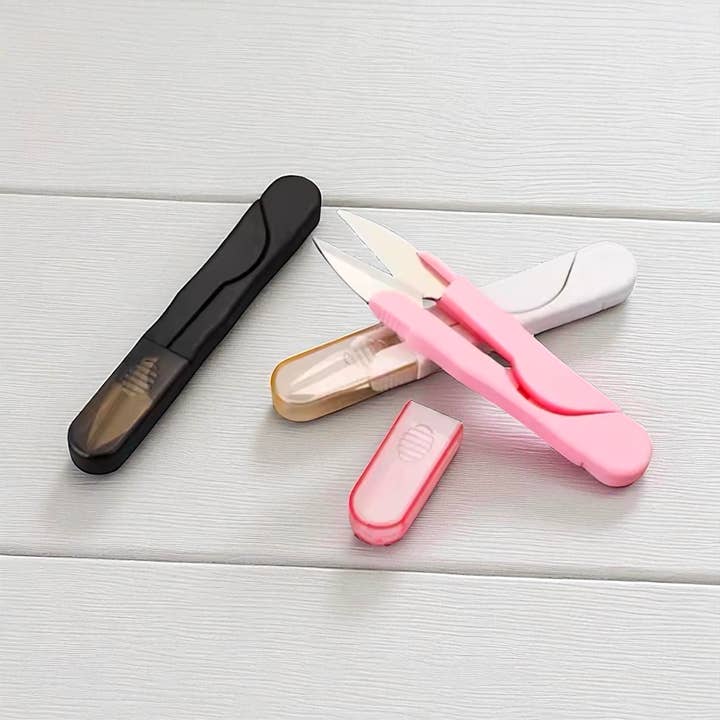 Tijeras de Hilo – Mini Tijeras Portátiles con Funda Protectora para venta al por mayor de Anna B. Shop