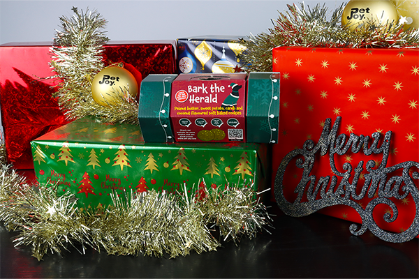 Pet-Joy Products - Wholesale Pet Treats - Dog - Pet-Joy X Happy Mutt Bark The Herald - Christmas Cracker2