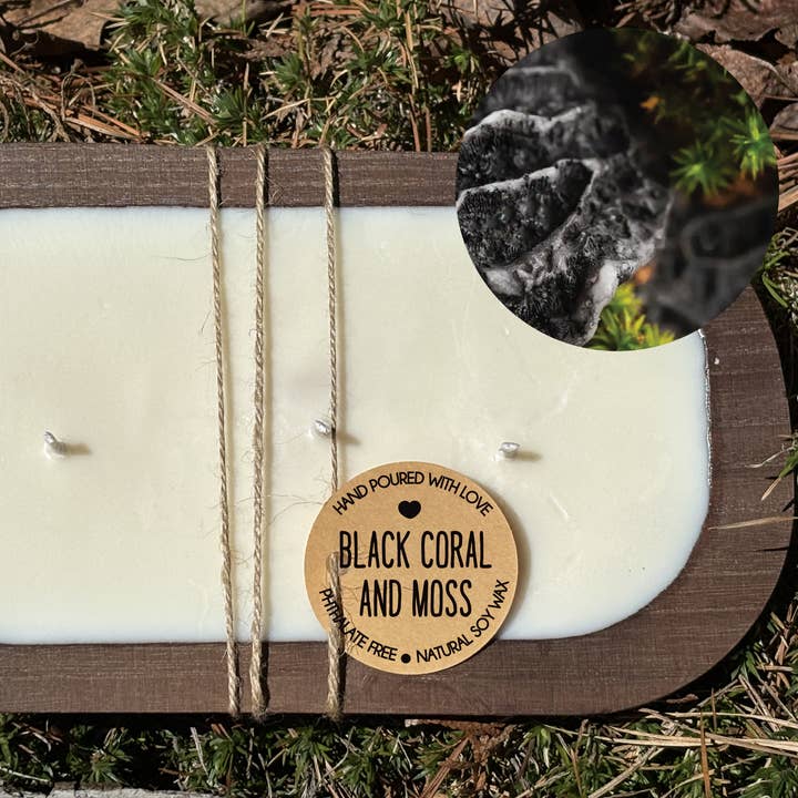 Sort Koral & Moskusduftende Soja Dejbægerlys for engroshandel hos Be The Light Candle Co.