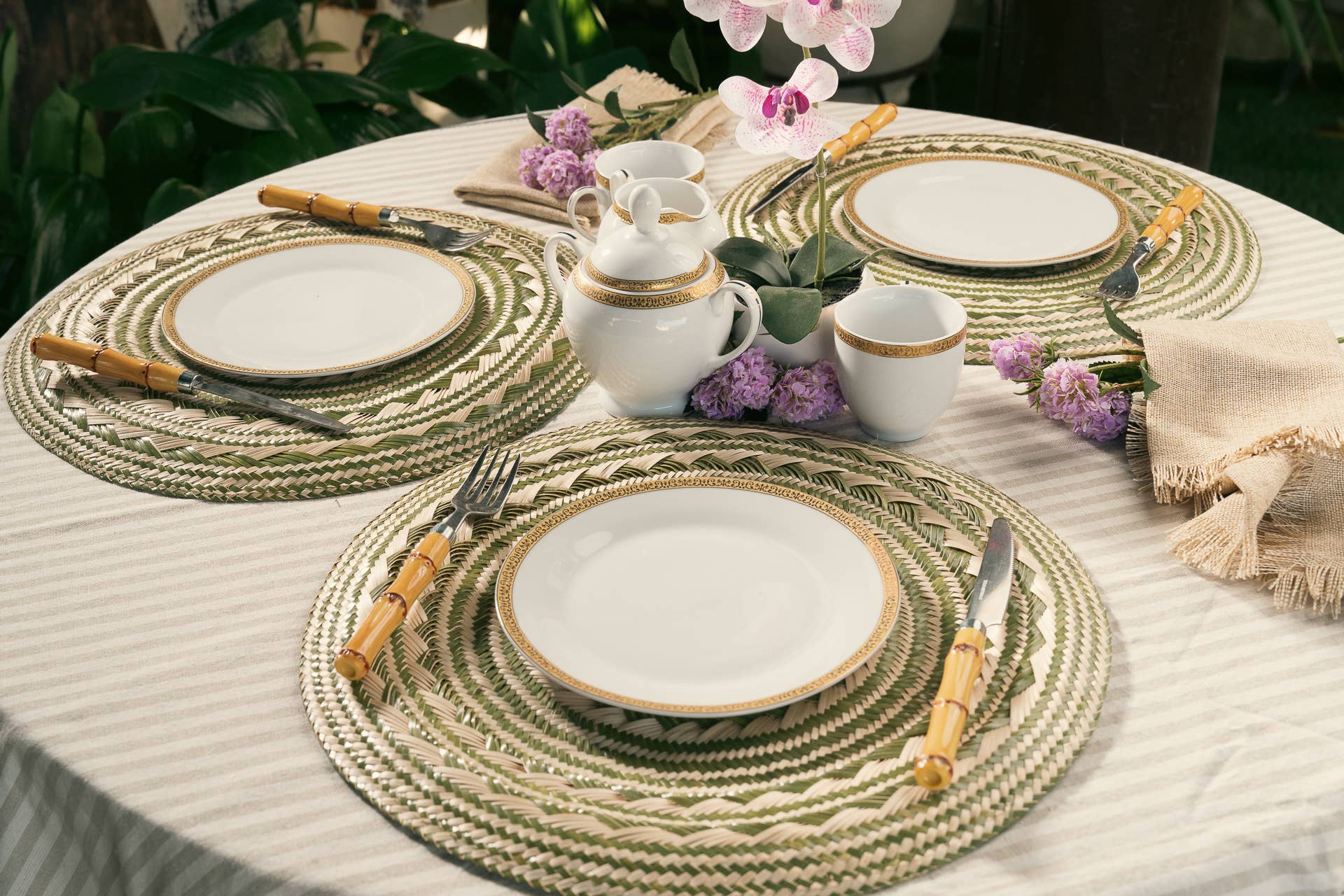 Magnolia Casual - Wholesale Placemat - Placemats - Woven Palm (Set of 4) - Sphere Green2