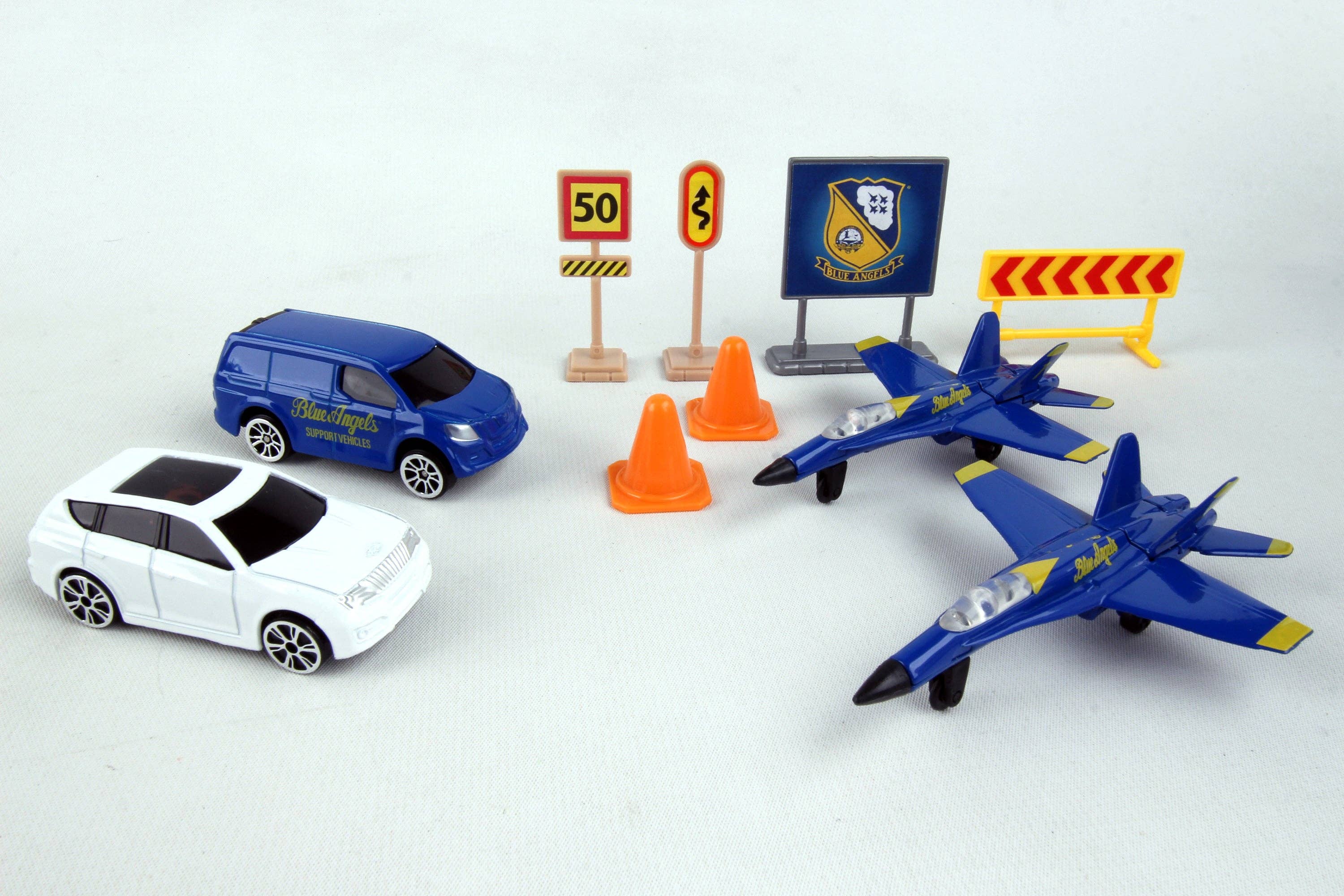 Daron Worldwide Trading - Wholesale Toy Set - Kids - RT6415 BLUE ANGELS PLAYSET2