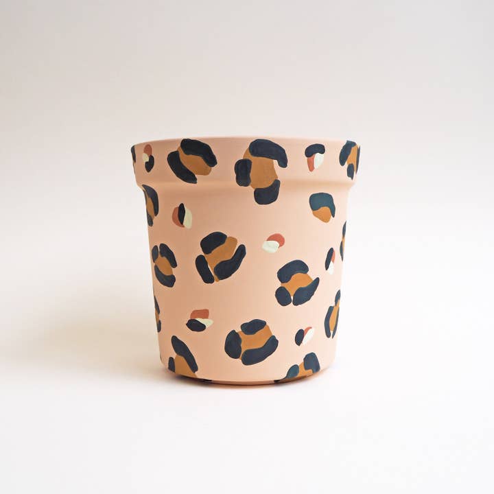 Hello Marilu – wholesale Plant pot – Large Leopard Print Planters