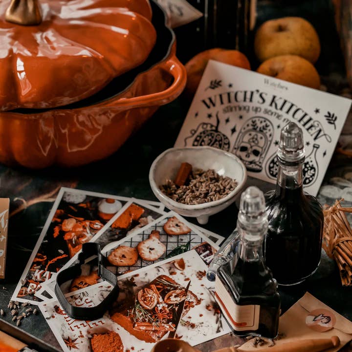 Witches box - Wholesale Recipe Card - 4 witch recipe cards1