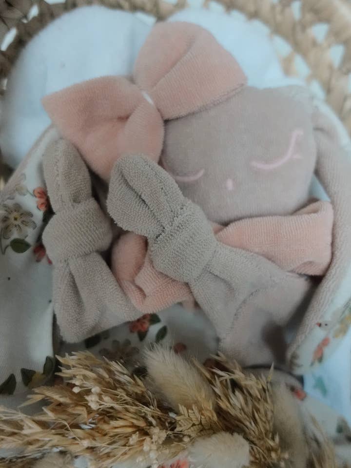 Louis & Jules Stambouli Conseil – Großhandel Sicherheits-/Kuscheldecke – Baby – Doudou Schwamm-Haargummi – Babyvögel13