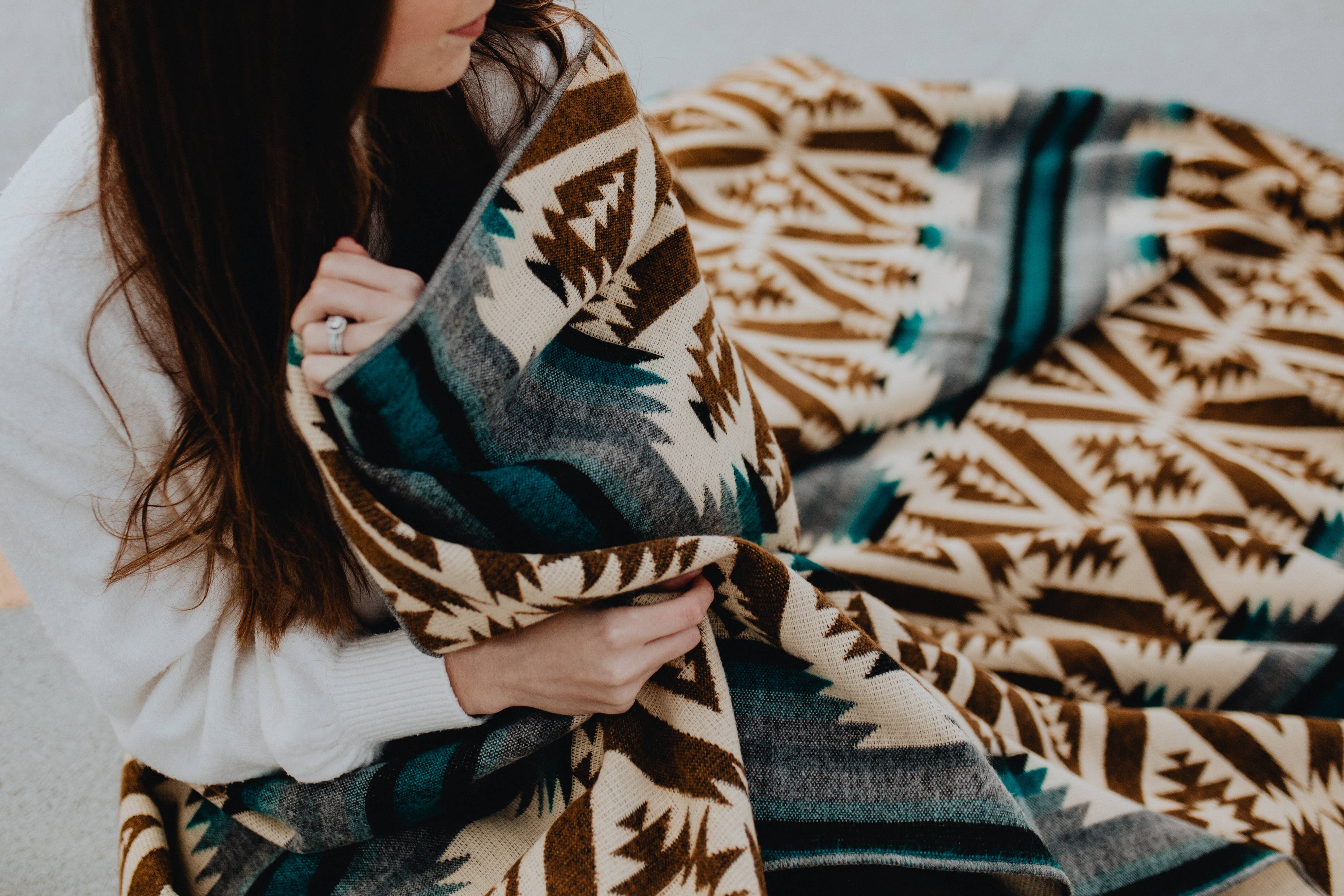 Beyond Borders Collective | Artisan-Made Blankets & Throws - Wholesale Throw Blanket - Quichua Blanket - Rainfall1