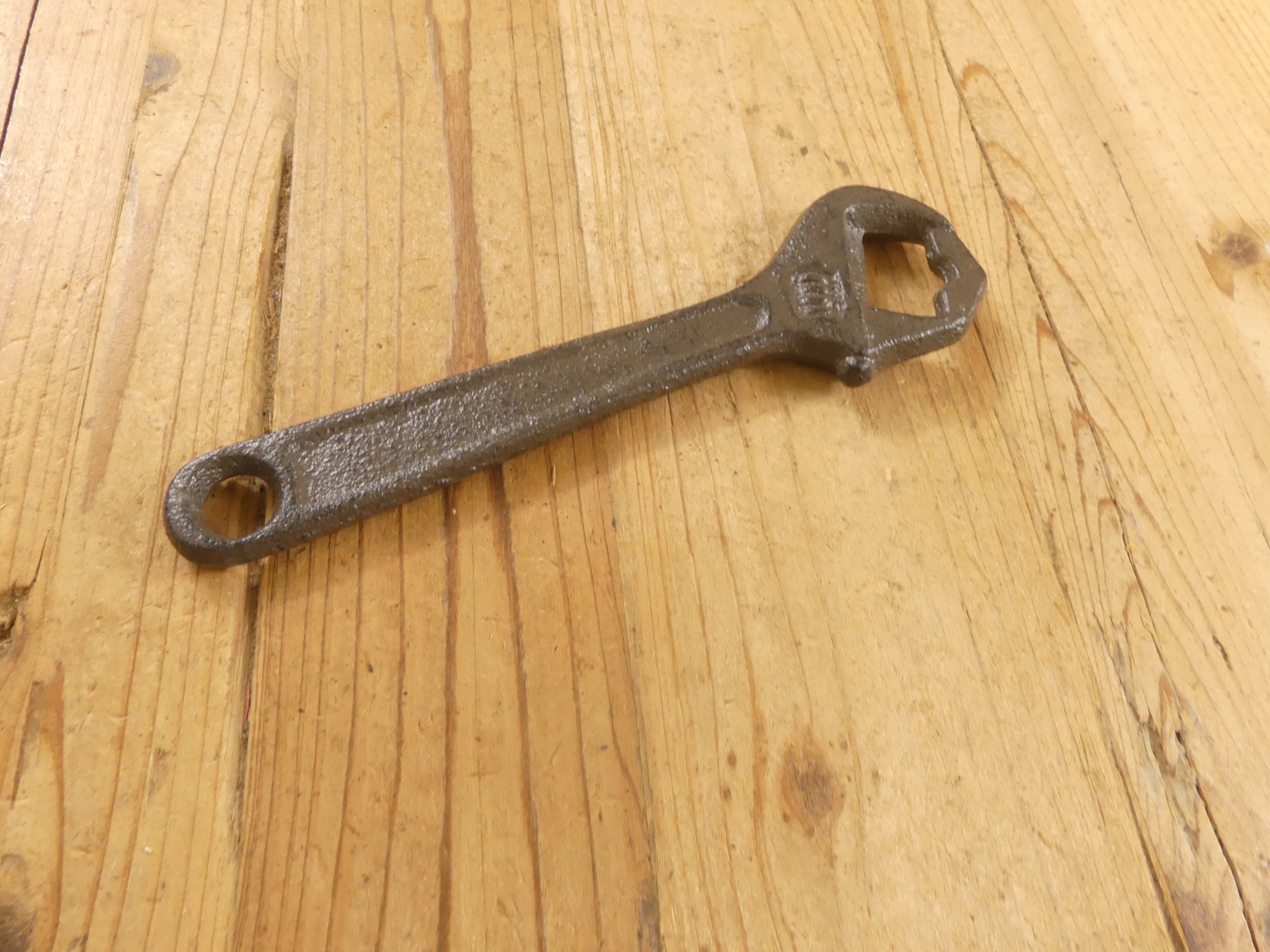 Midwest Craft House - Wholesale Bottle/Wine Opener - CAST IRON WRENCH BOTTLE OPENER2