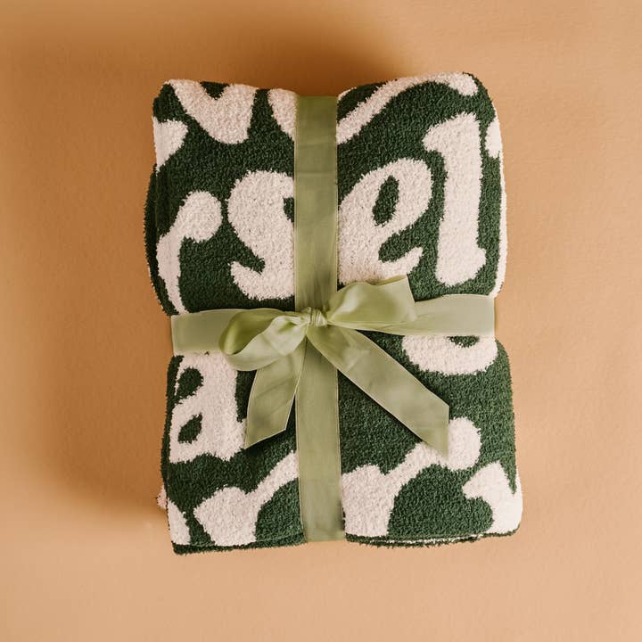 The Darling Effect - Wholesale Throw Blanket - Cozy Dreams Luxe Blanket-Merry Little Christmas1