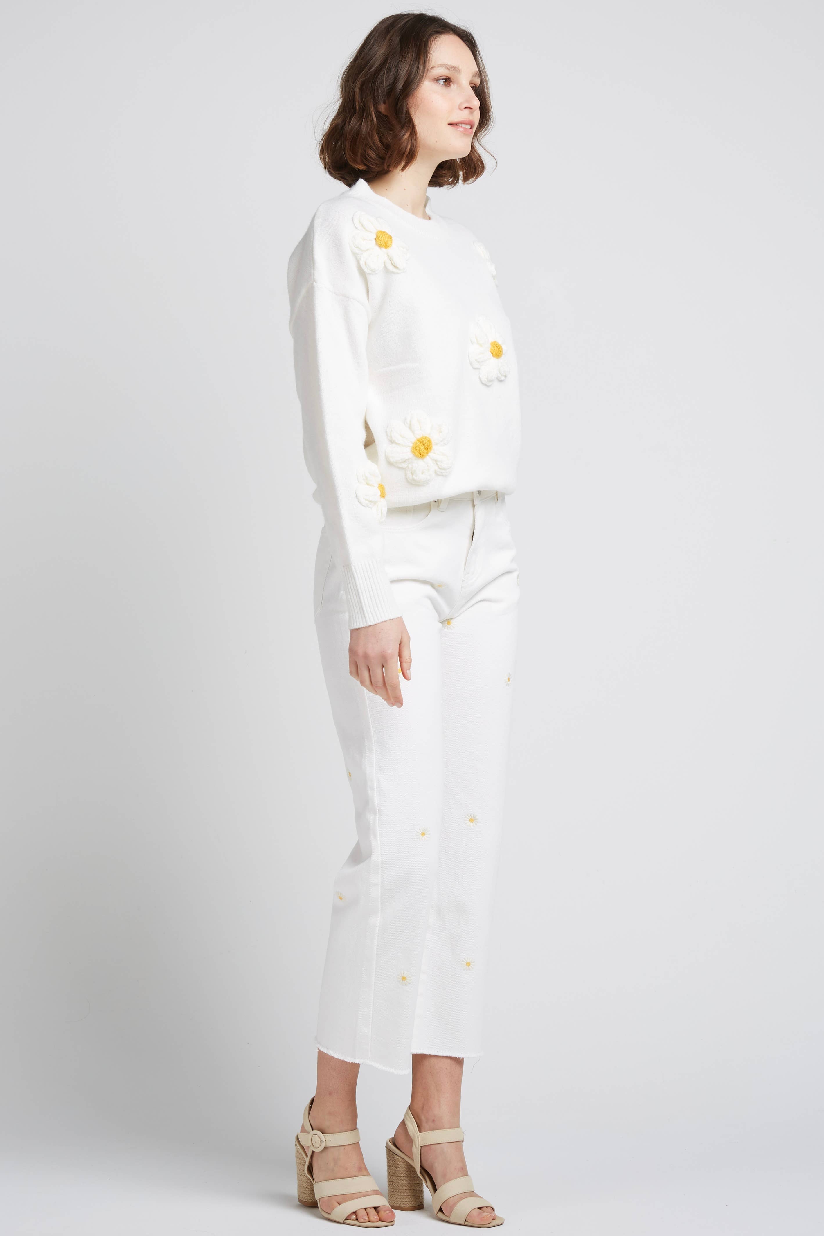 Andy & Lucy - Wholesale Jeans - Women's - BIRKIN - Jeans with embroidered daisies10