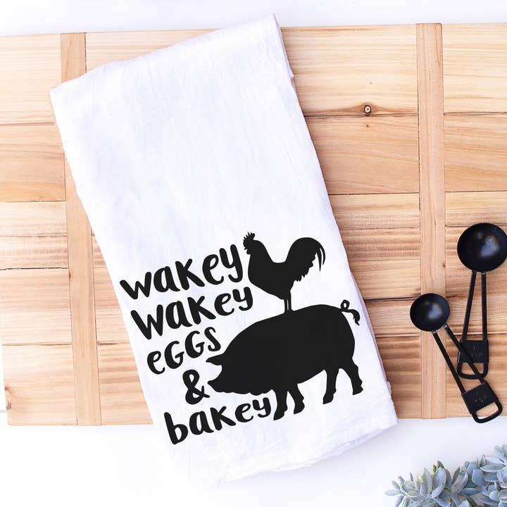 Torchon de cuisine et torchon Wakey Wakey Eggs and Bakey Funny and Cheeky pour la vente par Designing Moments