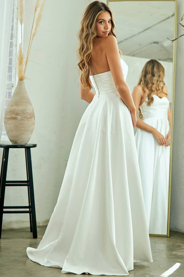 Blanc Robe de mariée bustier en cœur ligne A en vente sur Faire2
