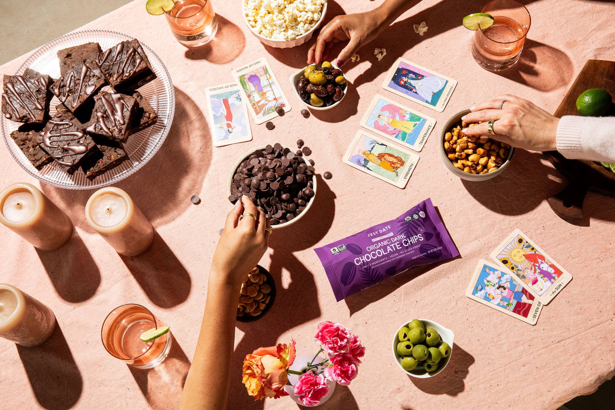 Just Date – wholesale Bakchoklad – Ekologiska mörka chokladchips sötade med dadlar2