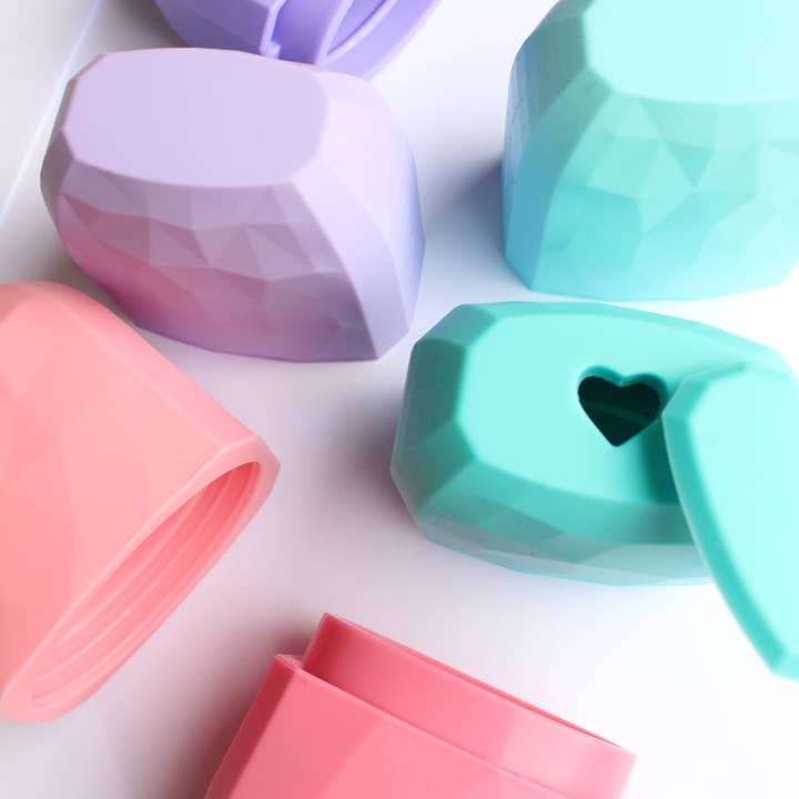 ARI ANWA Skincare - Wholesale Face/beauty roller - Gesichtseiswürfel3