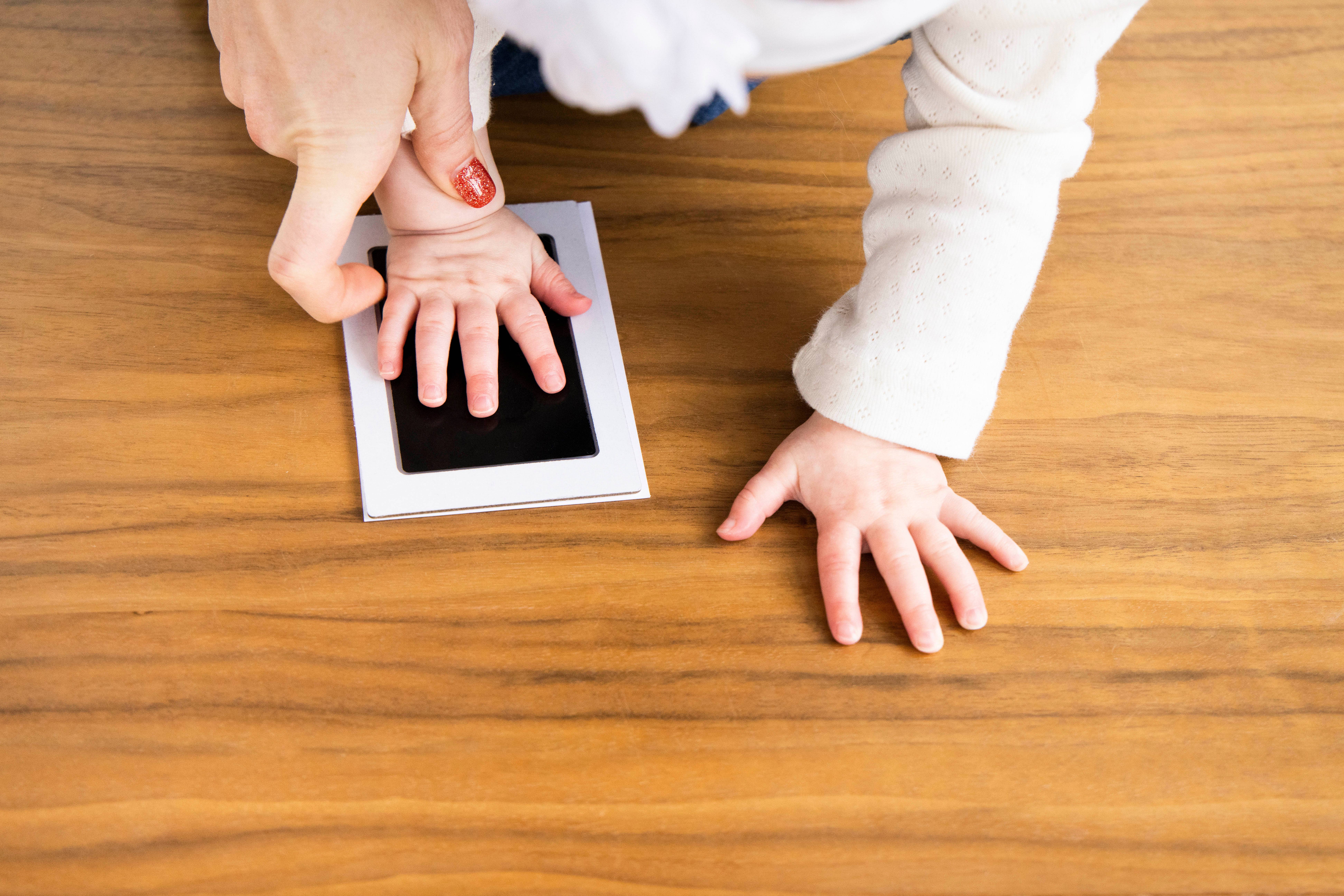 Pearhead UK – wholesale Hand & footprint kit – Child & baby – Clean Touch Ink Pad 4-Pack, Baby And Pet Keepsake, Black9