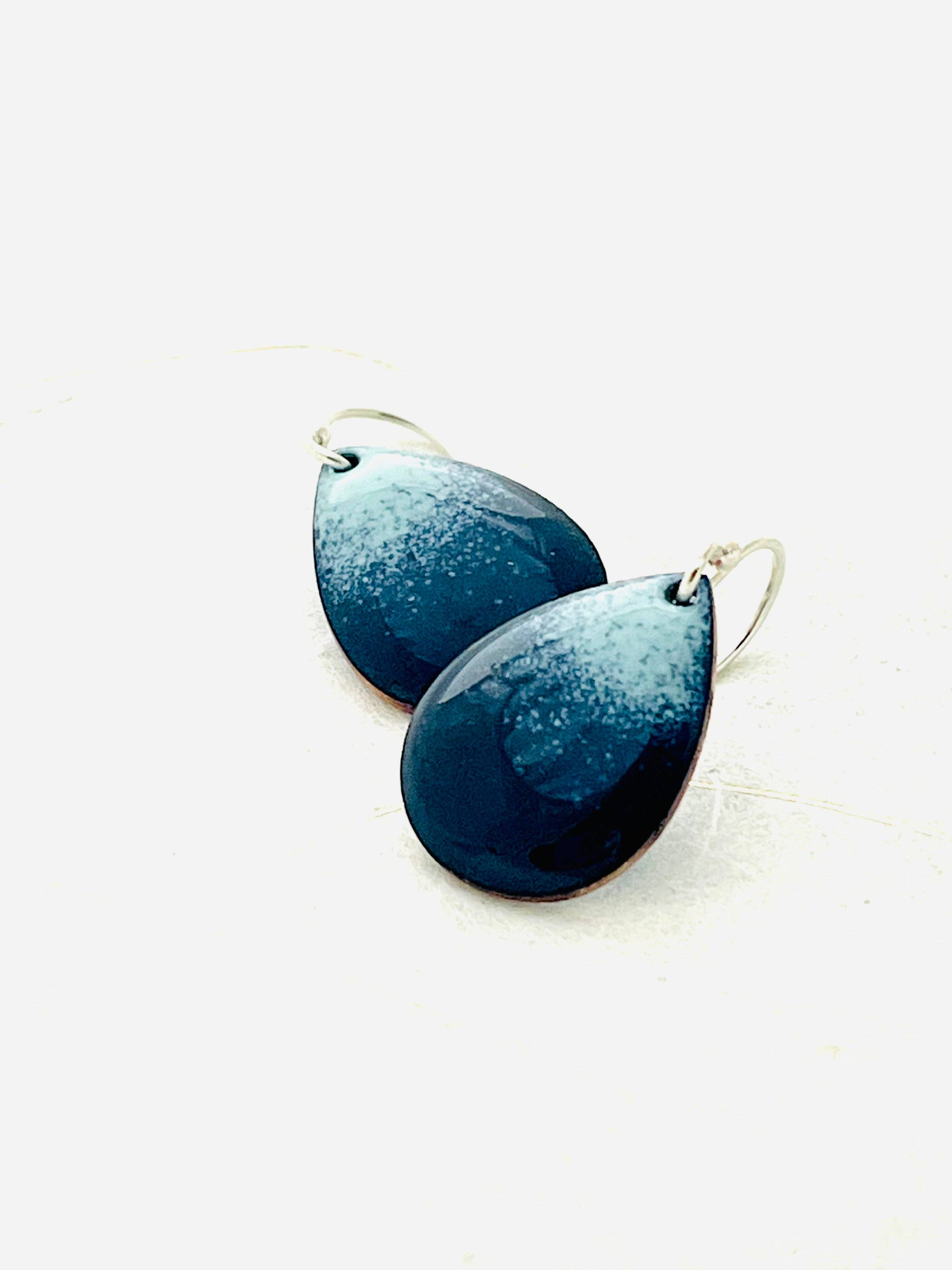 Magpie Mouse Studios – wholesale Dangle earrings – Small Teardrop Earrings, Navy Blue Ombrè Enamel Minimalist 3