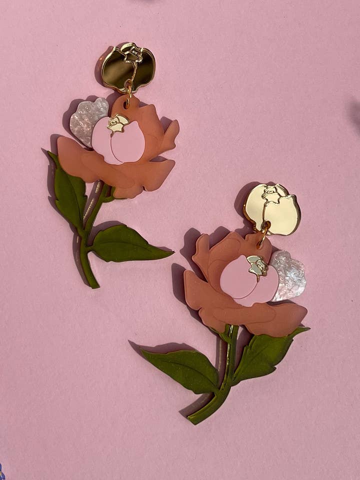 Boucles d'oreilles Leaf Pivoine pour la vente par Fizz Goes Pop