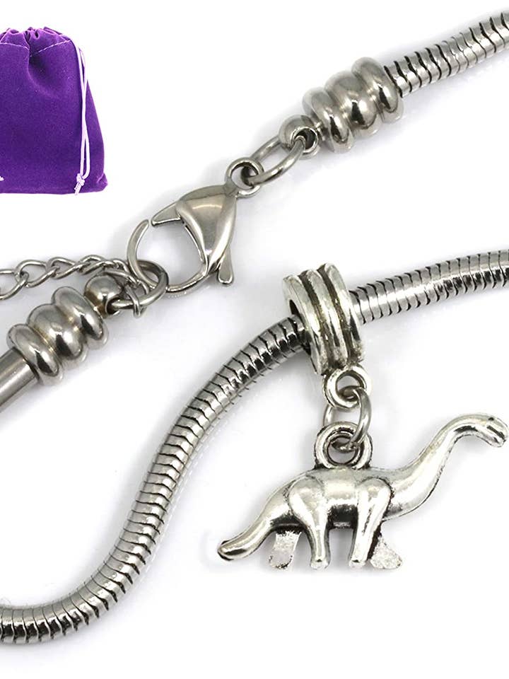 Joias de dinossauro | Pulseira de brontossauro com corrente de cobra banhada a prata ótima para artigos de festa do mundo jurássico e lembrancinhas de dinossauro ou excelente escolha para pulseira de dinossauro por atacado de Dave The Bunny